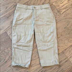 St. John’s Bay Khaki Capri Pants